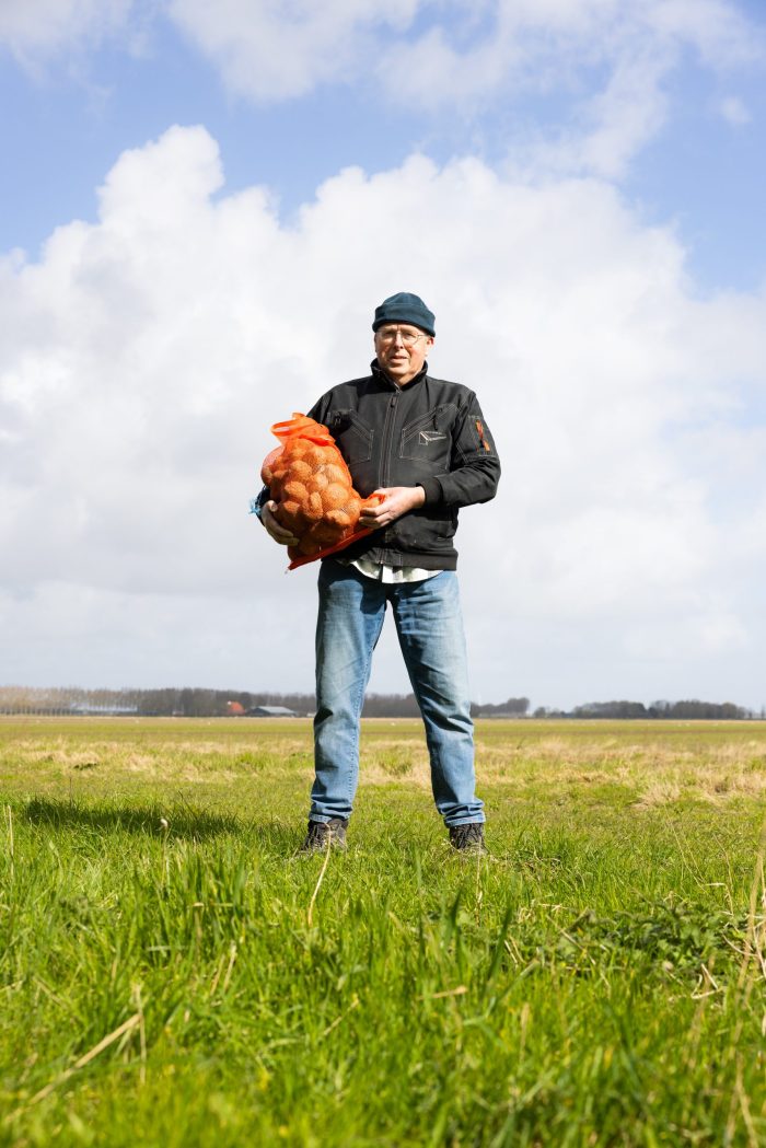 Aardappels ophalen bij Piet